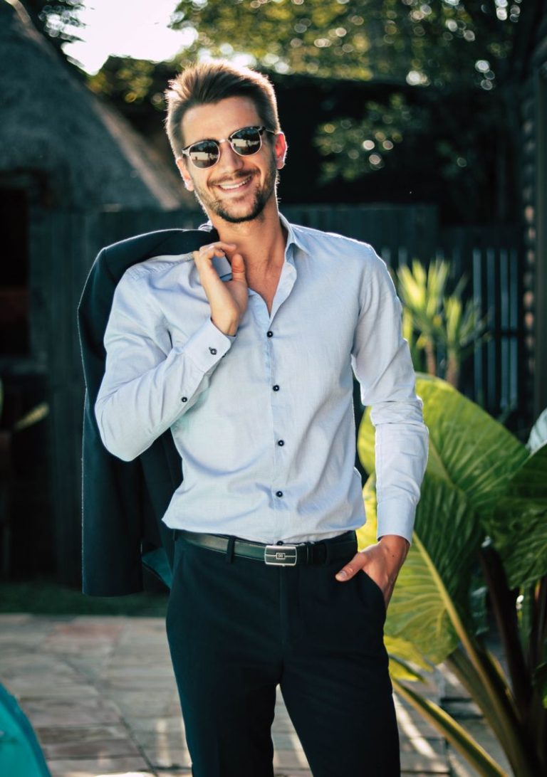 The 10-Piece Seasonal Blueprint: Intentional Styling for the Modern Professional