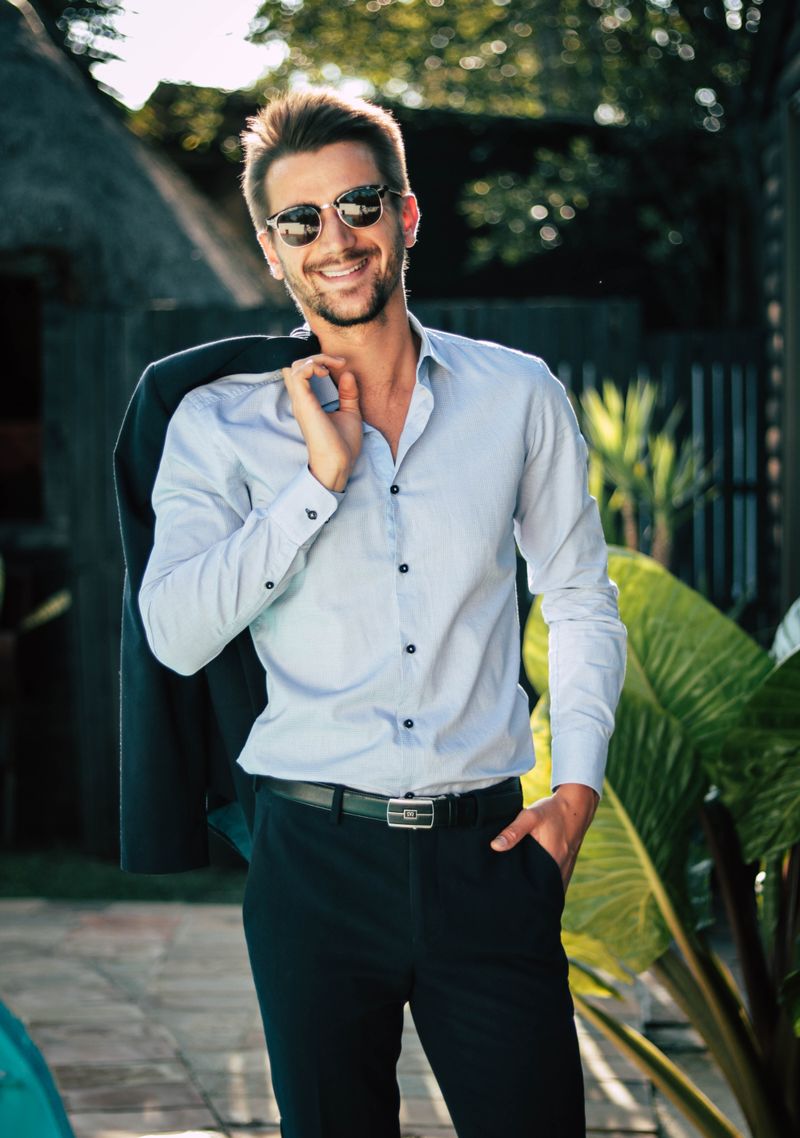 The 10-Piece Seasonal Blueprint: Intentional Styling for the Modern Professional